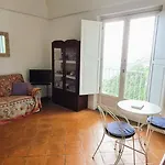 Lovely Panoramic House With Garden Casa de Férias
