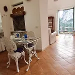 Casa de Férias Lovely Panoramic House With Garden *